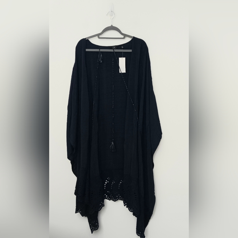 G by‎ Giuliana Topper Women's Size 2X/3X Blue Eyelet Trim Woven Silky Tassles